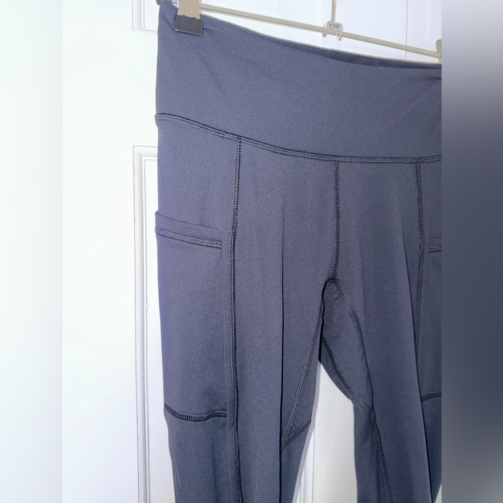 🏷️ NWT FP Movement Wonderland Warmth Black Leggings 🖤 - Picture 8 of 16